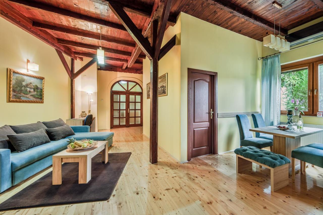 Dumalux Apartment Subotica Exterior foto